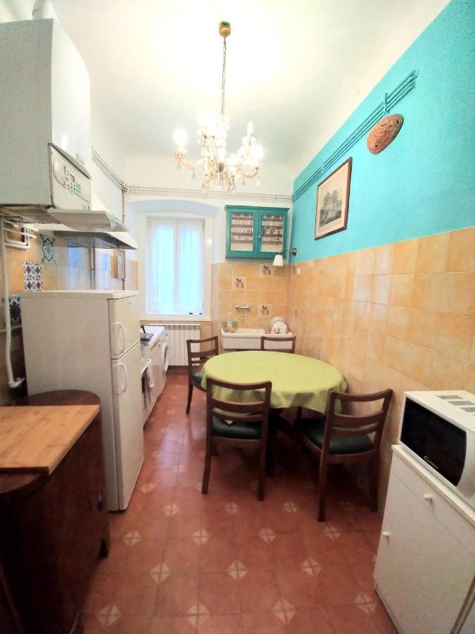 Casa Antica - Historical Apartment In Old City Center Trieszt Kültér fotó